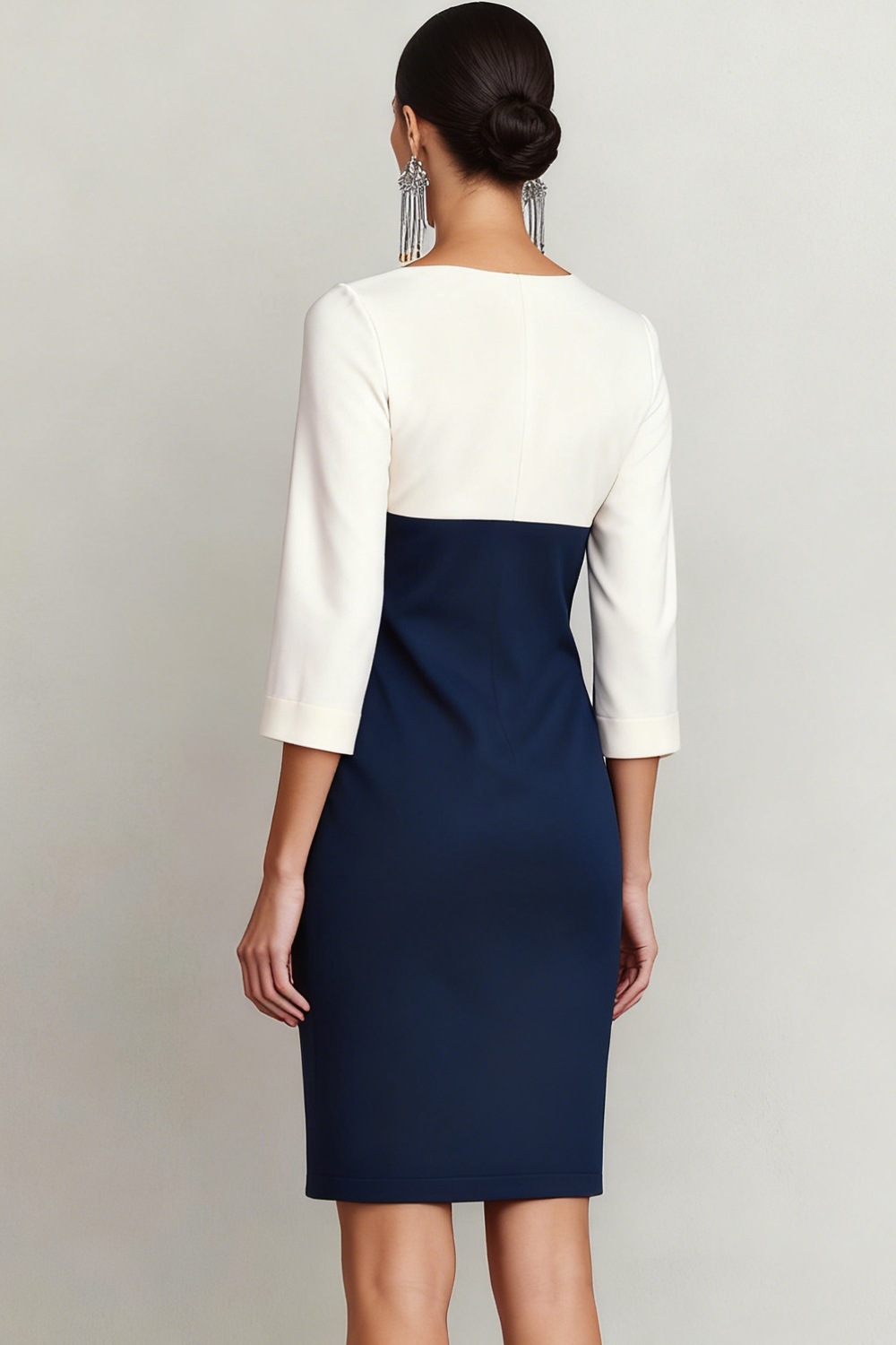 Navy White Bodycon Keyhole Short Cocktail Dress with Sleeves