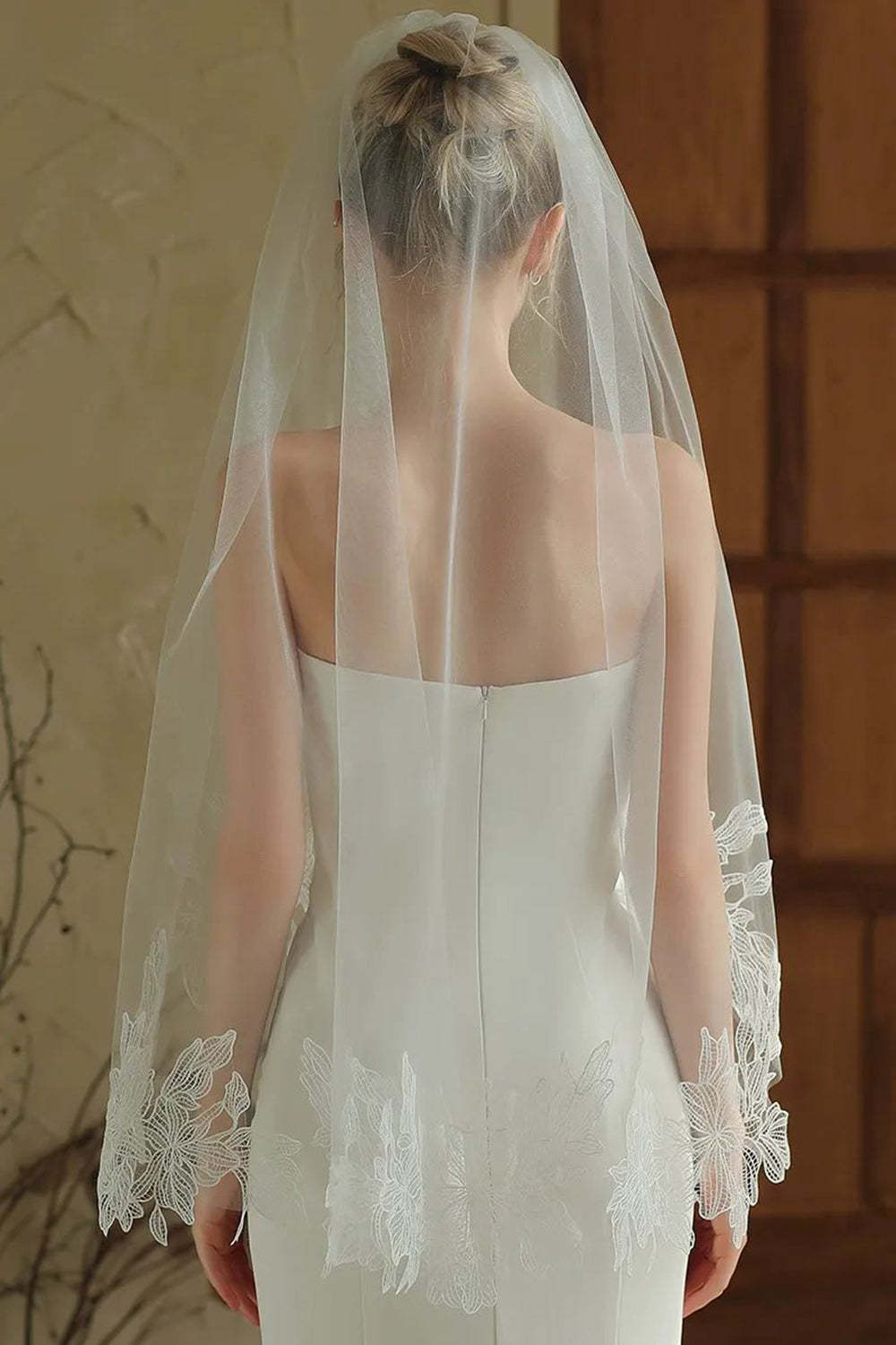 Ivory Midi 1 Tier Floral Tulle Wedding Veil with Appliques