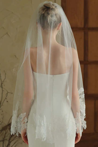 Ivory Midi 1 Tier Floral Tulle Wedding Veil with Appliques