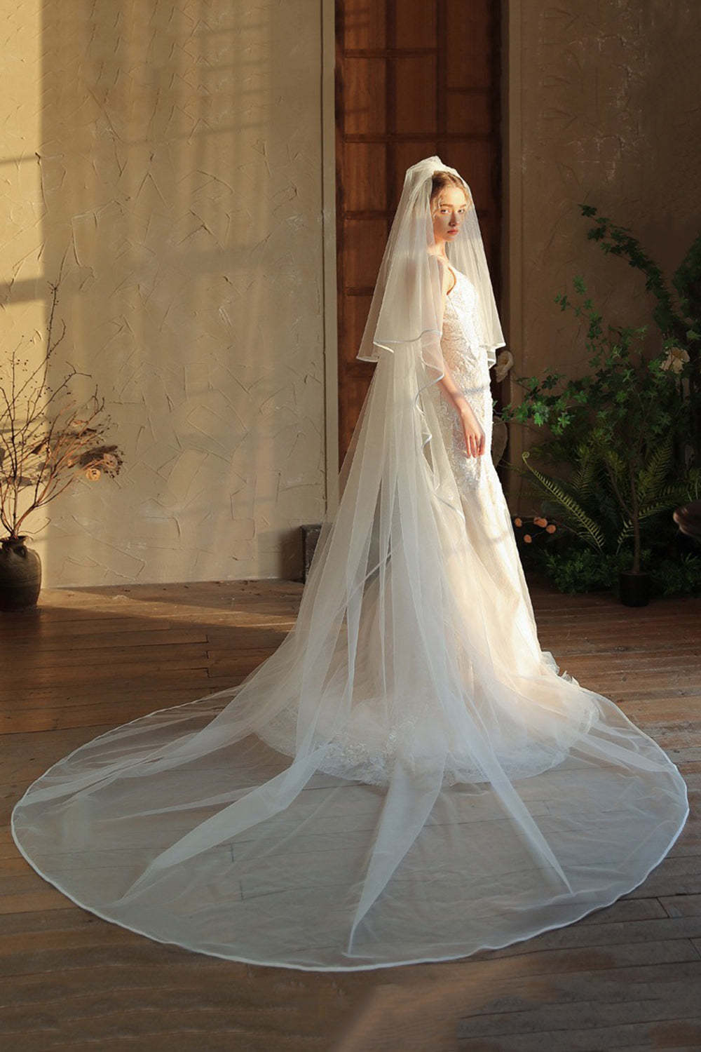 Ivory Long Tulle Bridal Veil