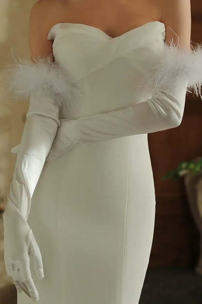 Leely Women White Feathered Wedding Gloves