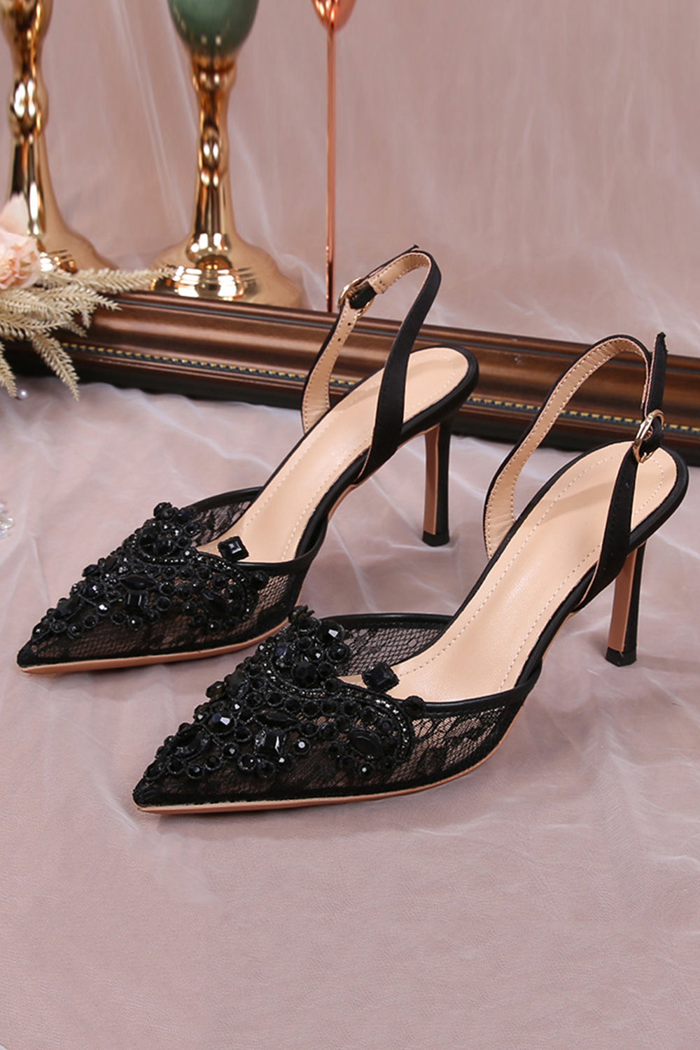 Ivory Lace Pump Pointed Toe Appliqued Wedding Heels