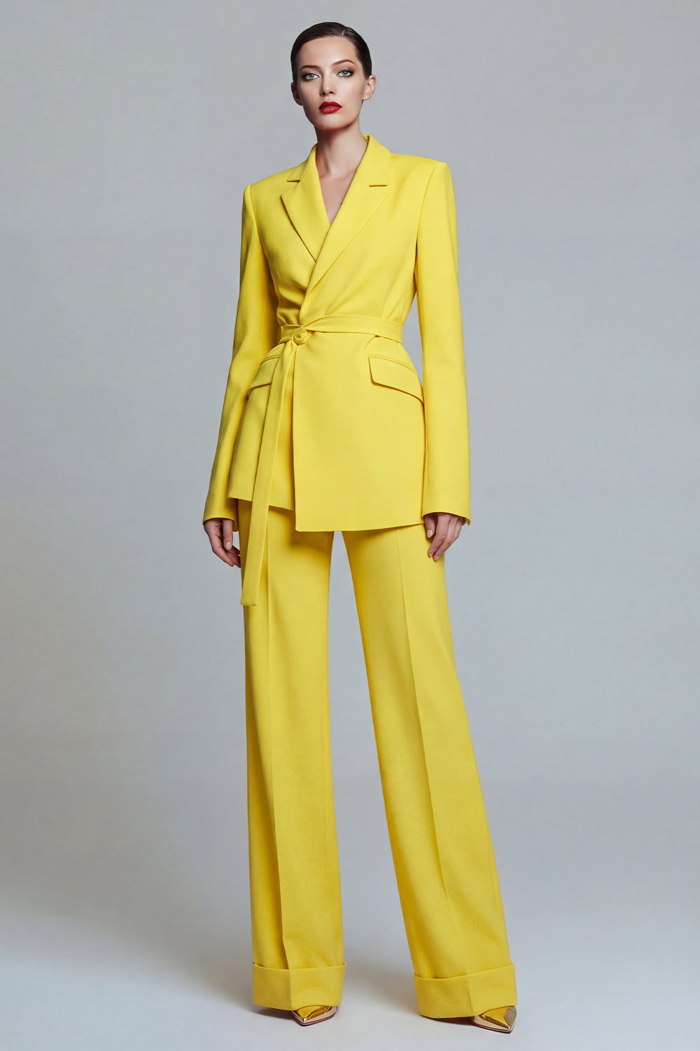 2 Piece Yellow Notched Lapel Slim Fit Prom Suits with Sash
