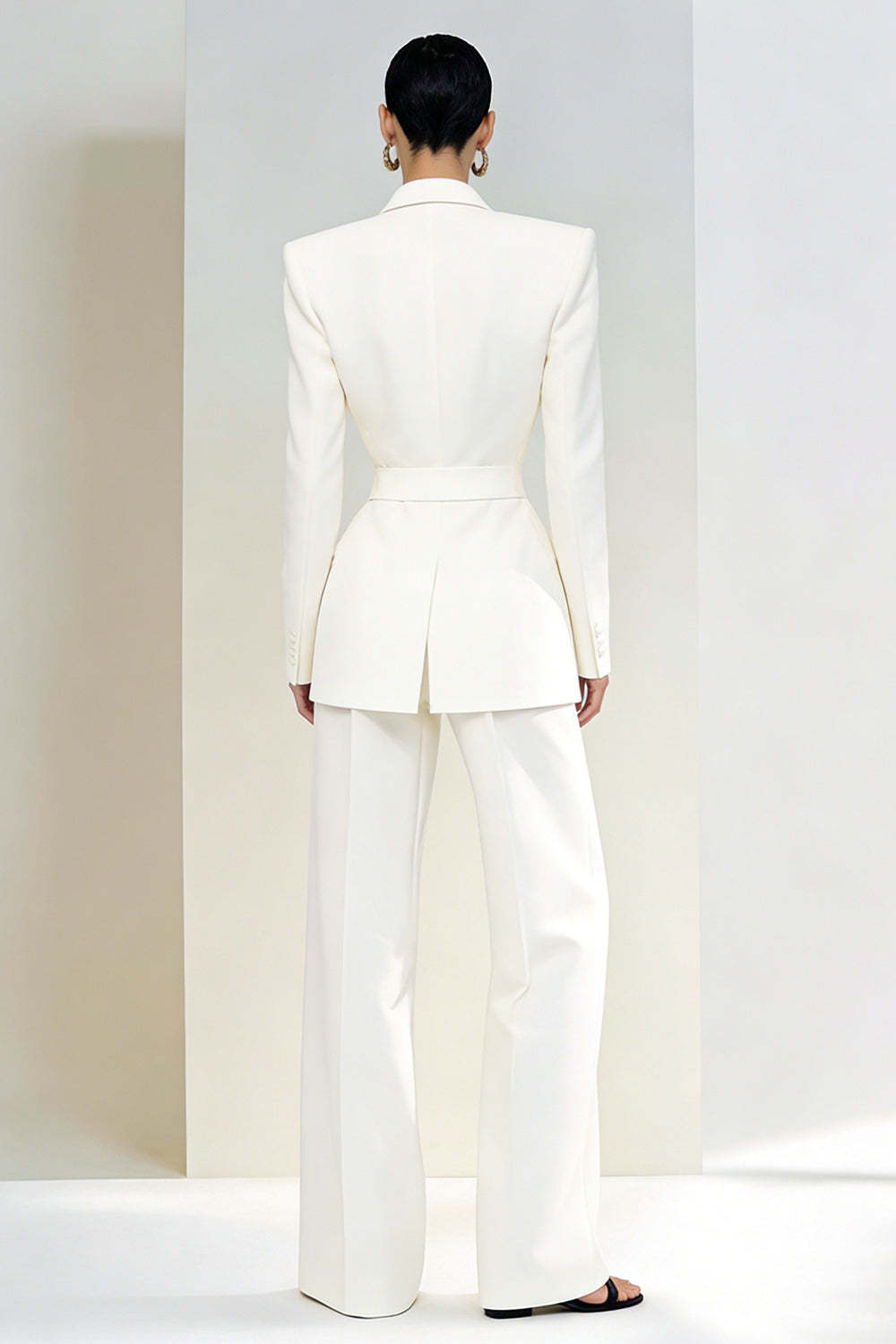 Ivory 2 Piece Single Breasted Peak Lapel Business Suits