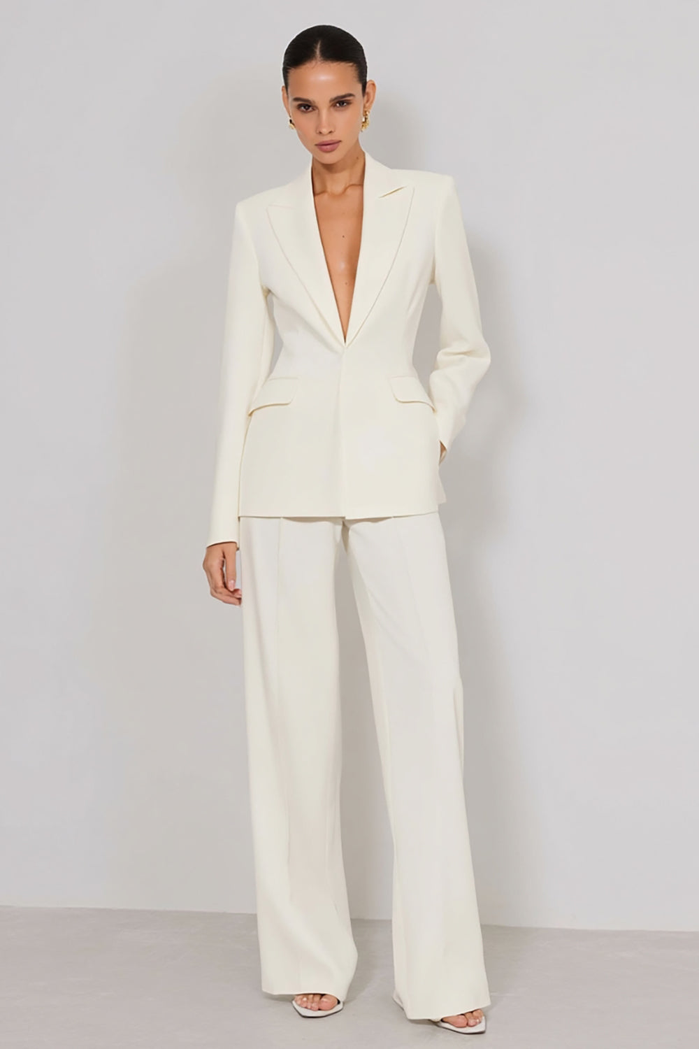 Leely Women 2 Piece Ivory Long Business Suits with Sleeves Peak Lapel Work Pantsuits with Pockets