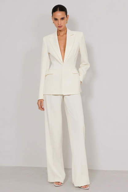 Leely Women 2 Piece Ivory Long Business Suits with Sleeves Peak Lapel Work Pantsuits with Pockets