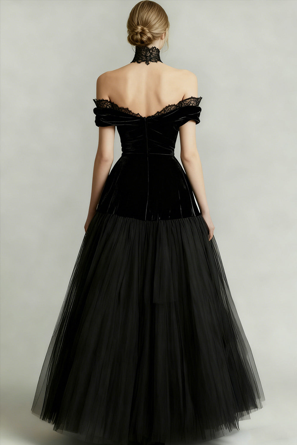 Black A-Line Tulle Long Prom Dress with Lace