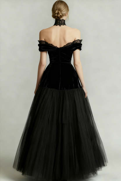 Black A-Line Tulle Long Prom Dress with Lace