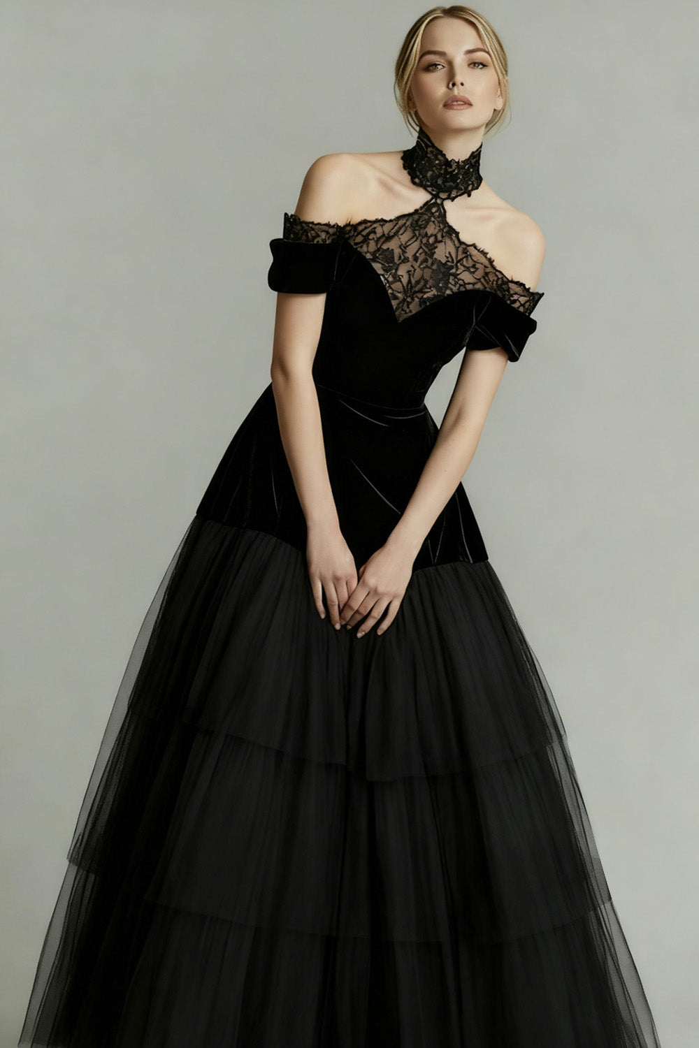 Black A-Line Tulle Long Prom Dress with Lace