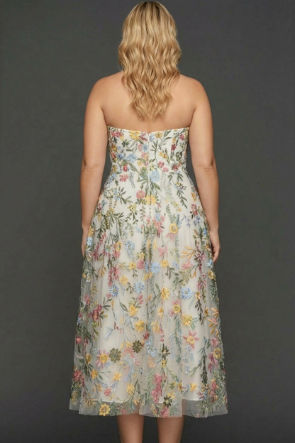 Plus Size Floral Mauve A Line Sweetheart Midi Embroidered Prom Dress