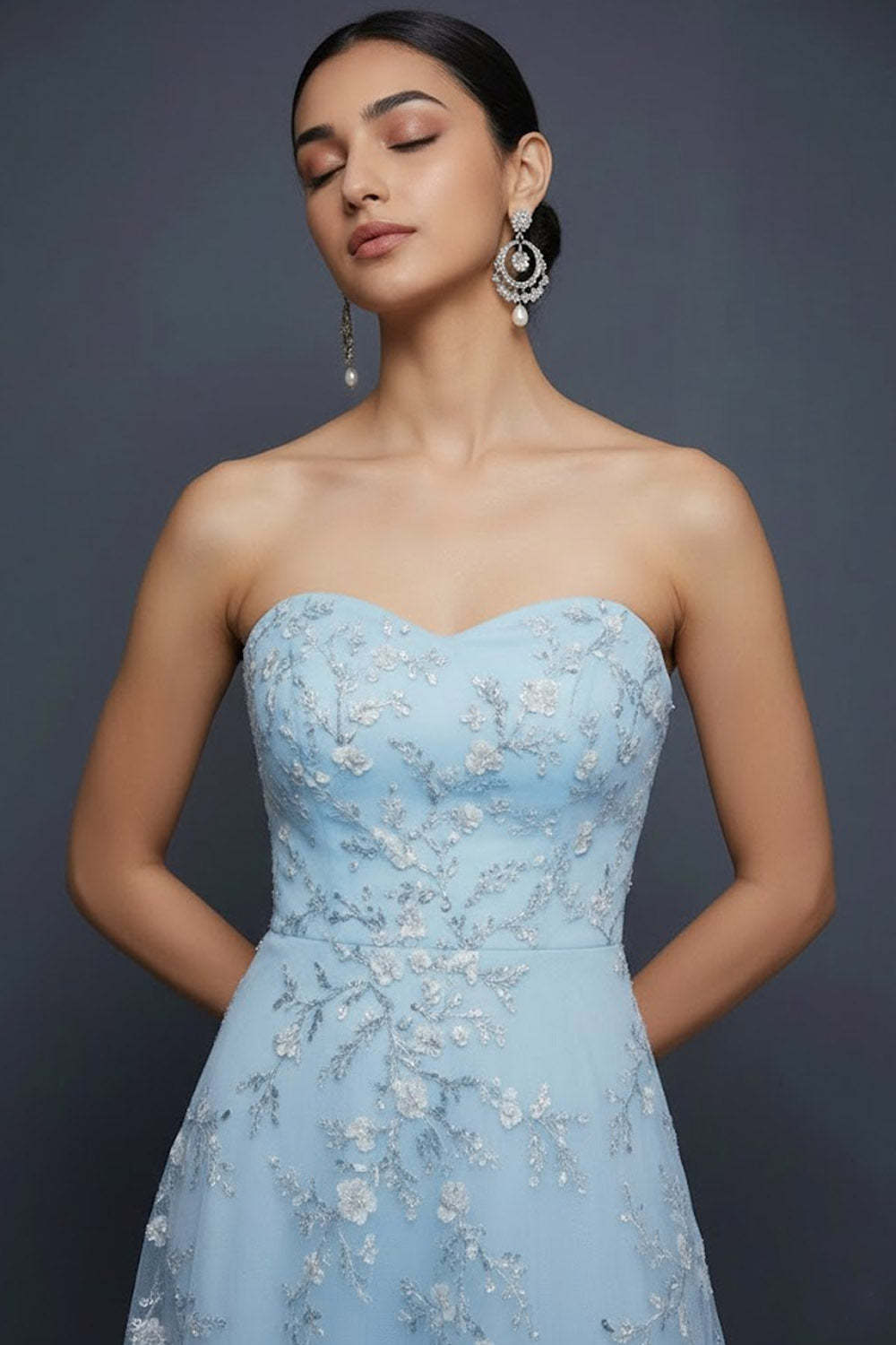 Sparkly Blue Sweetheart A-Line Midi Bridesmaid Dress with Sequins