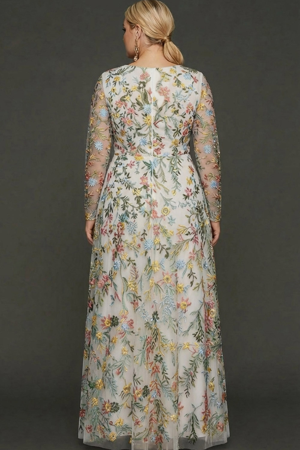 Plus Size Mauve Floral A Line Embroidered Long Sleeves Prom Dress