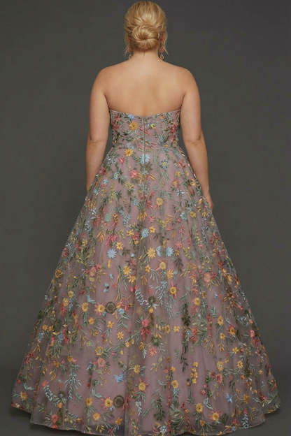 Plus Size Floral Mauve Sweetheart Ball Gown Maxi Prom Dress with Embroidery