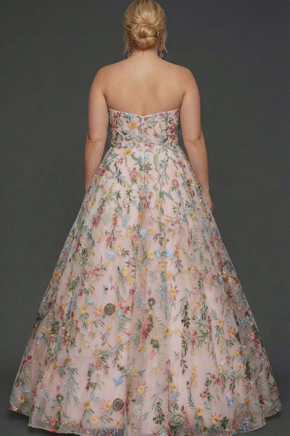 Plus Size Floral Mauve Sweetheart Ball Gown Maxi Prom Dress with Embroidery