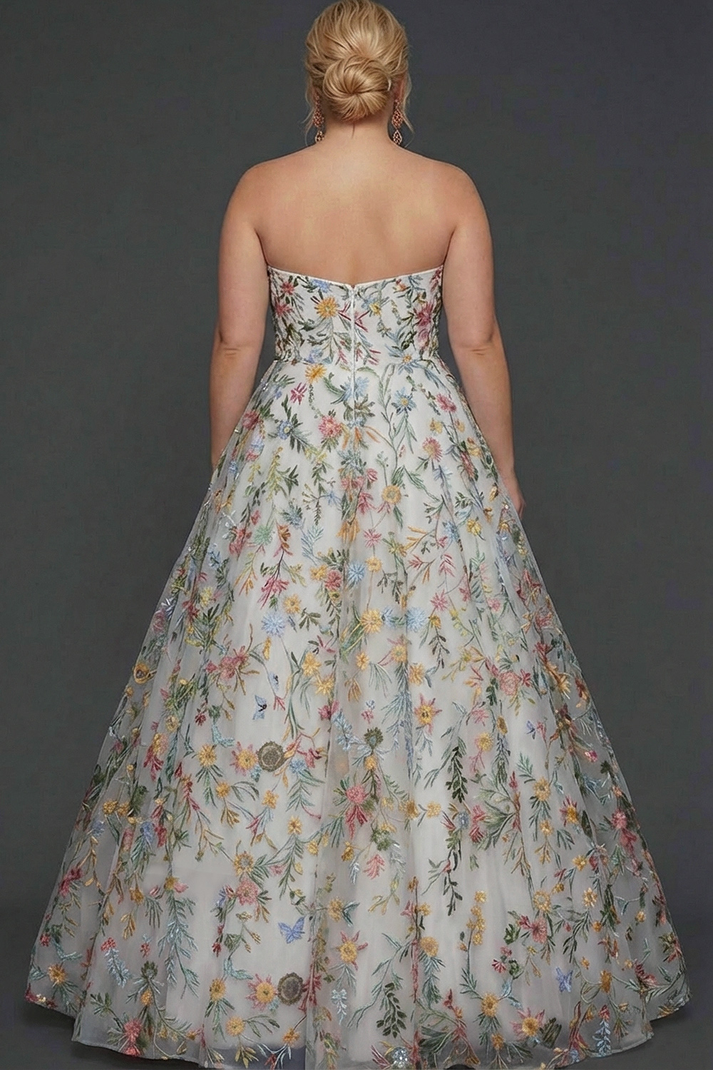 Plus Size Floral Mauve Sweetheart Ball Gown Maxi Prom Dress with Embroidery