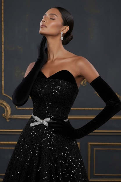 Sparkly Black Ball Gown Sweetheart Maxi Prom Dress with Bow