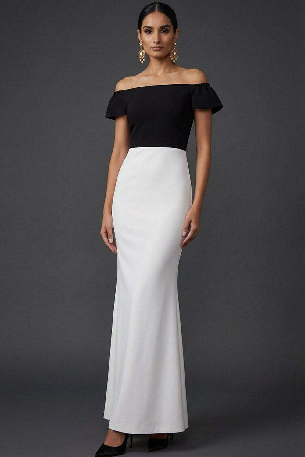 Black and White Patchwork Mermaid Long Formal Dress with Sleeves