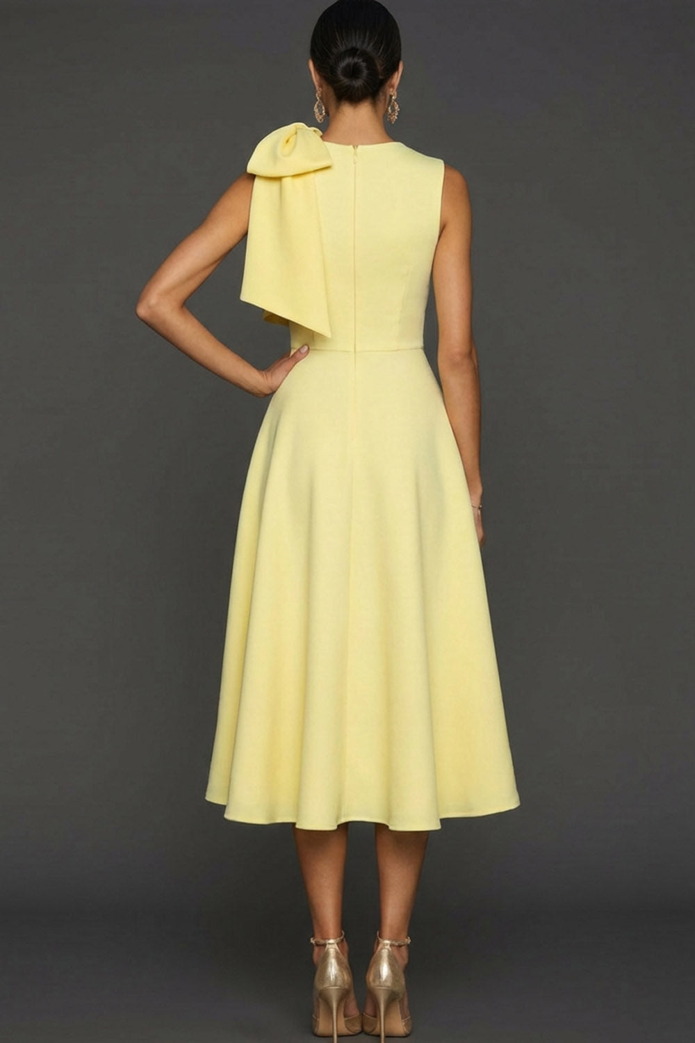 White A Line Round Neck Long Wedding Reception Dress with Bow