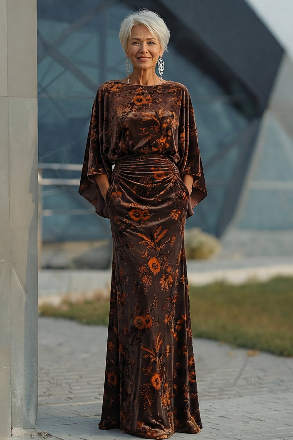 Leely Women Floral Brown Mermaid Round Neck Long Mother of the Bride Dress Draped Backless Wedding Guest Dress