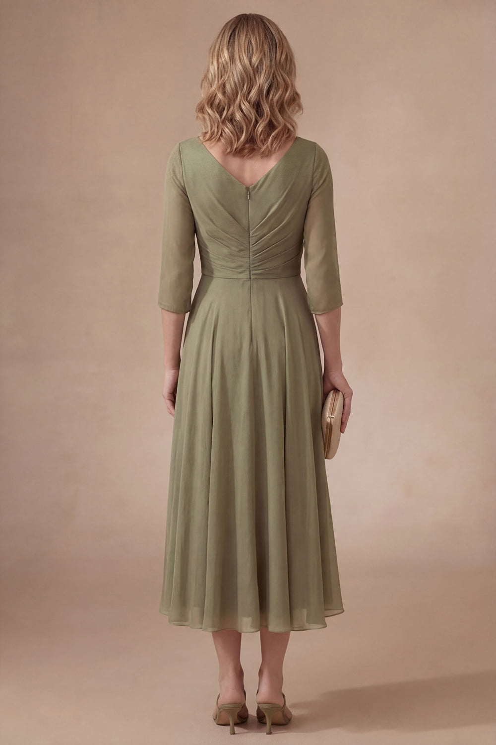 V Neck Dusty Sage Sheath Half Sleeves Midi Mother of the Bride Dress