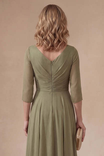 V Neck Dusty Sage Sheath Half Sleeves Midi Mother of the Bride Dress