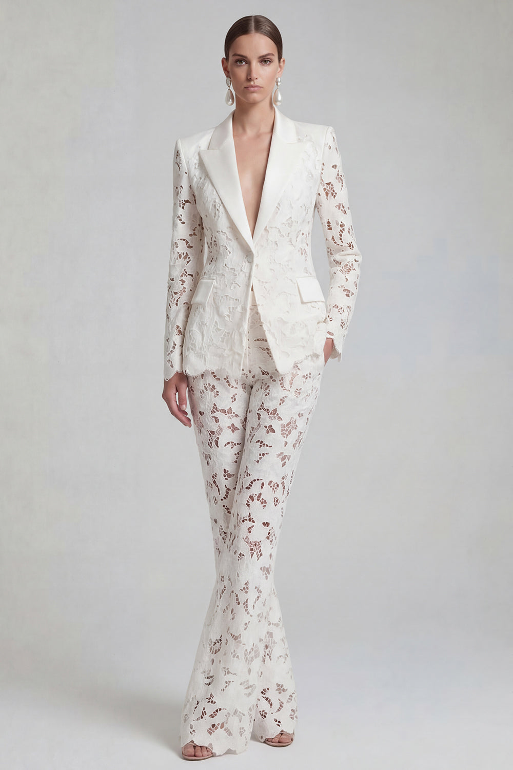 Leely Women White Peak Lapel 2 Piece Business Suits with Pockets Long Sleeves Appliqued Work Pantsuits