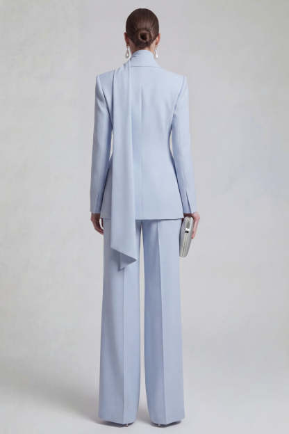 Blue Peak Lapel Long Sleeves 2 Piece Business Suits with Neck Scarf