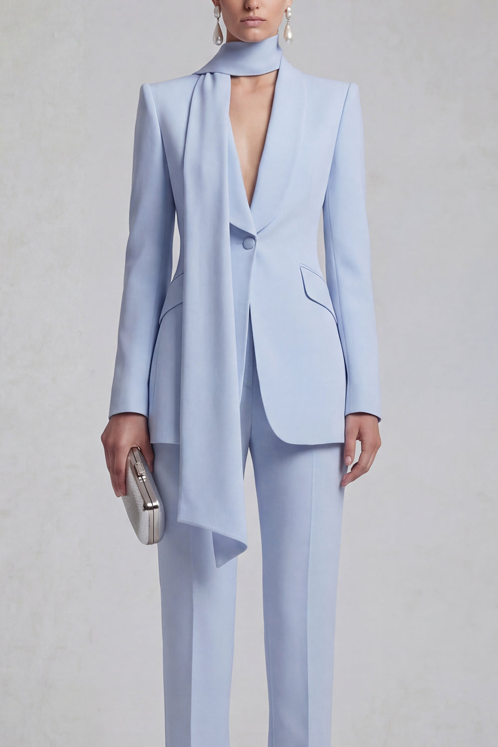 Blue Peak Lapel Long Sleeves 2 Piece Business Suits with Neck Scarf