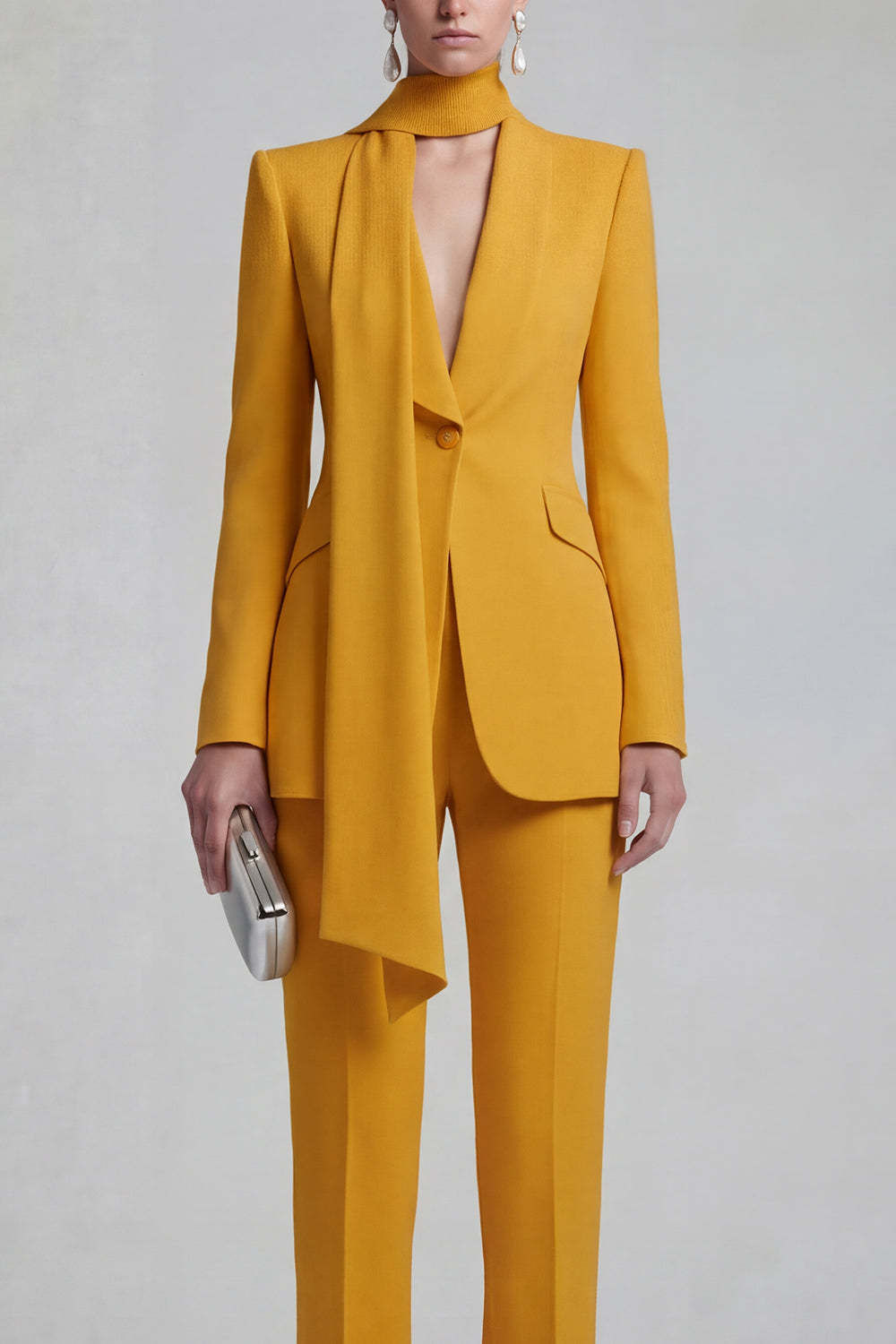 Blue Peak Lapel Long Sleeves 2 Piece Business Suits with Neck Scarf