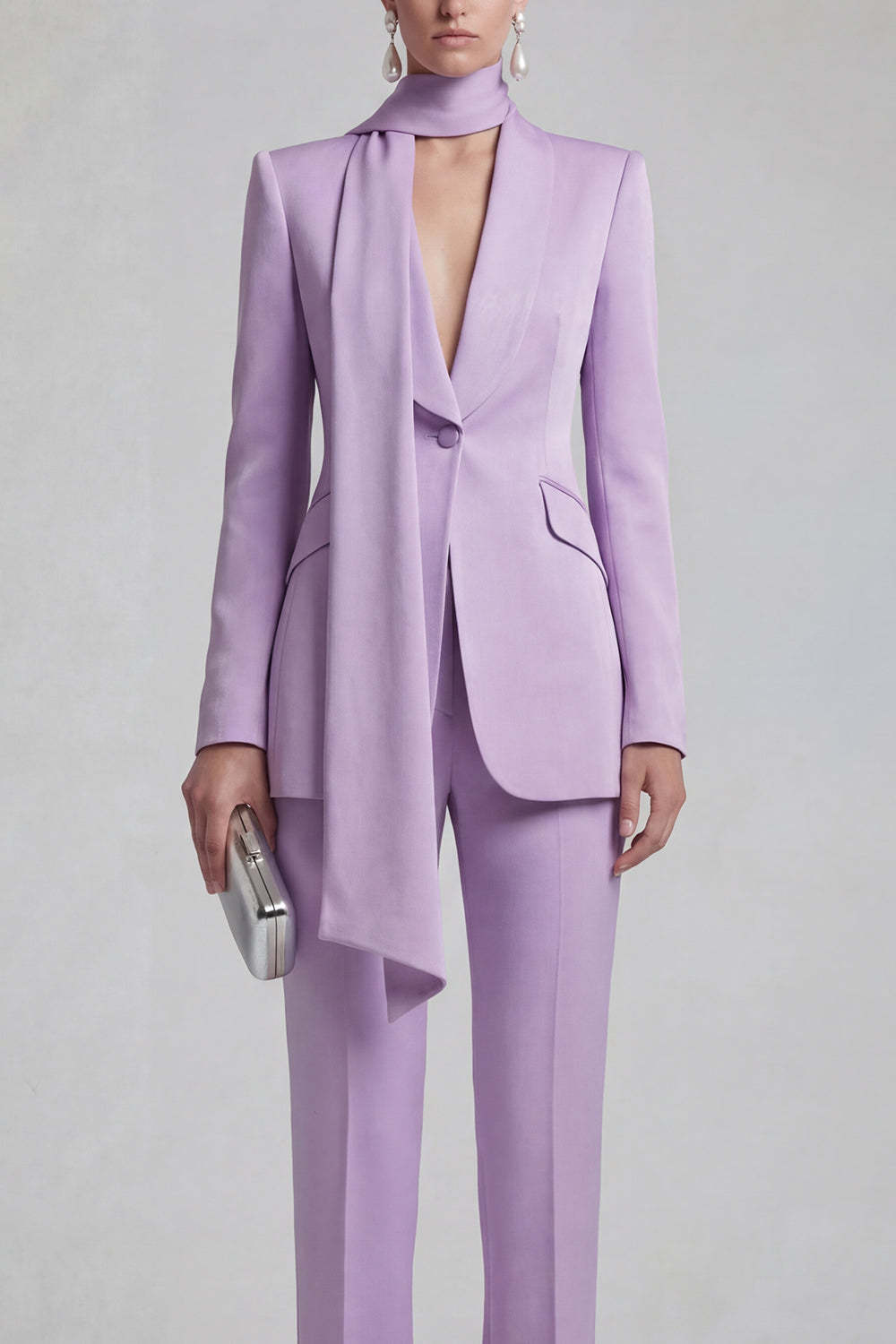 Blue Peak Lapel Long Sleeves 2 Piece Business Suits with Neck Scarf