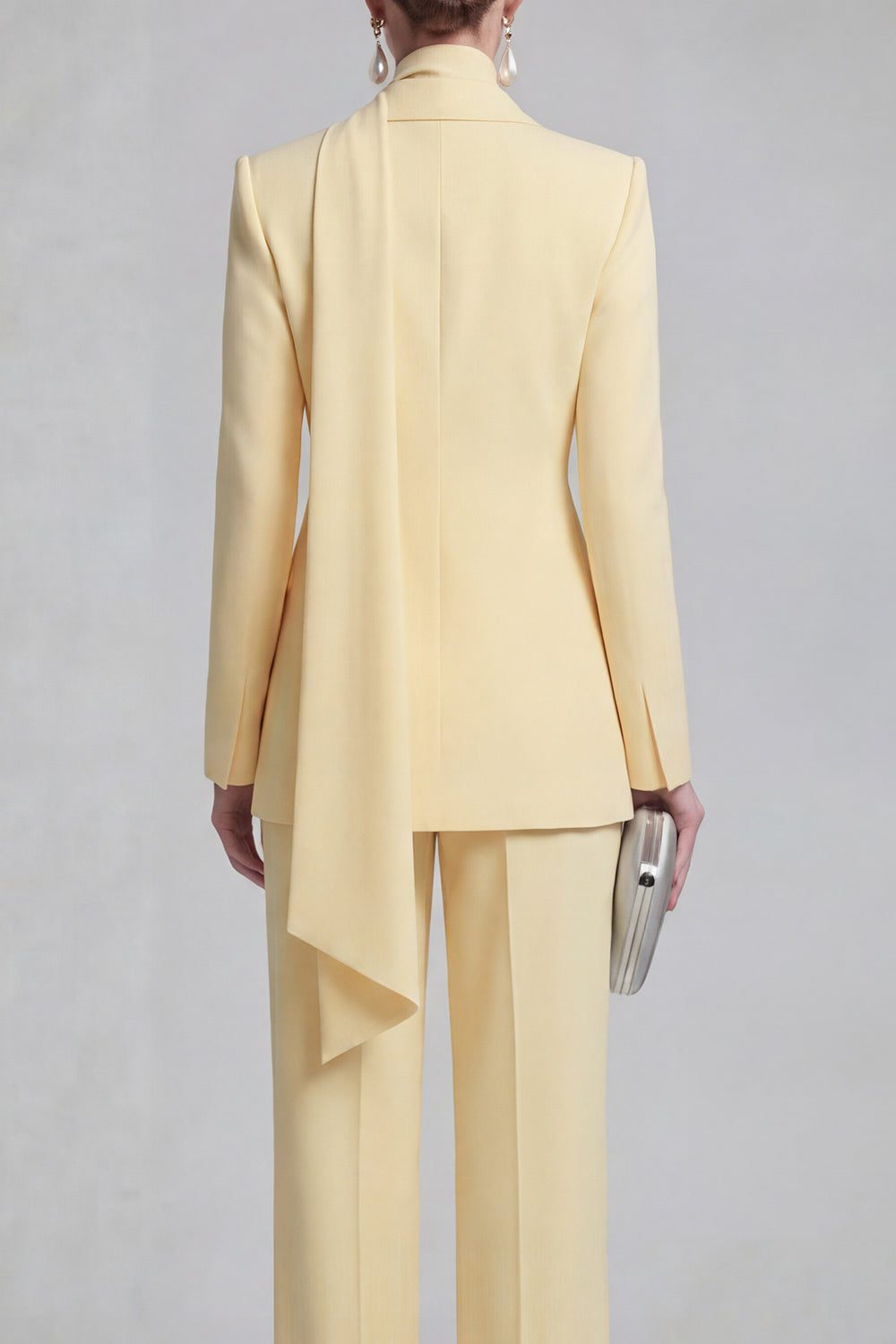 Blue Peak Lapel Long Sleeves 2 Piece Business Suits with Neck Scarf