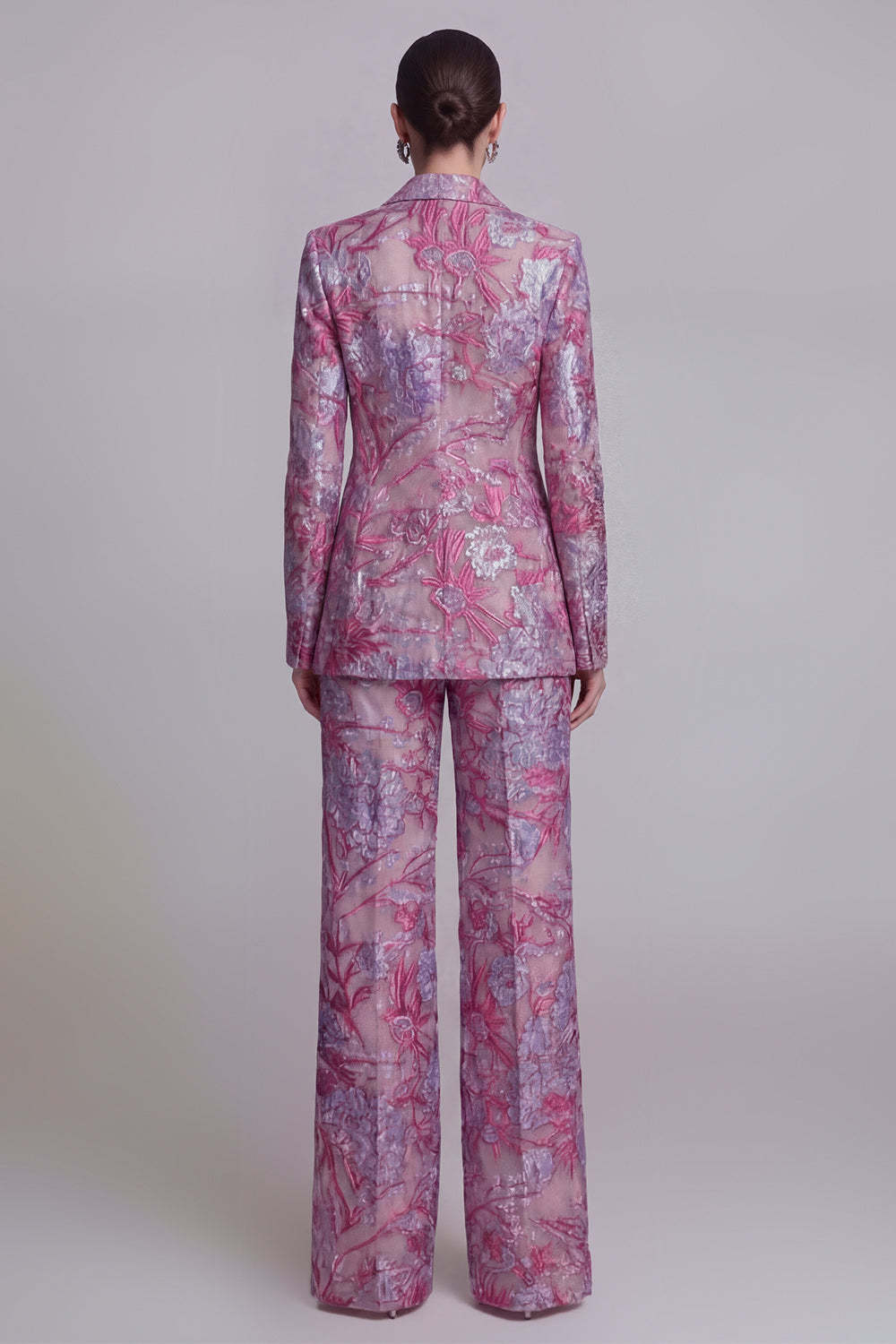 Floral Peak Lapel Dark Blue Appliqued 2 Piece Business Suits
