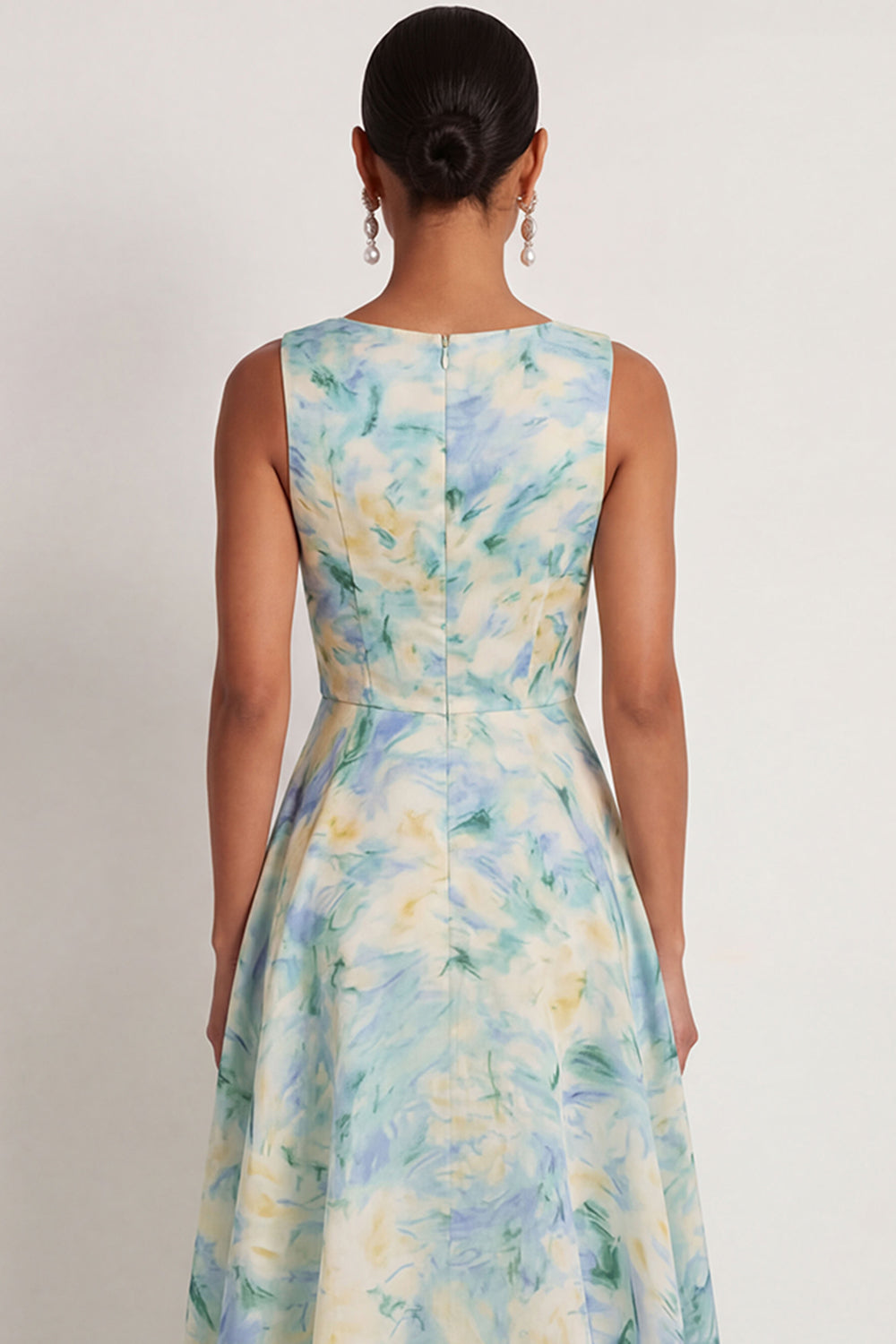 Round Neck Light Green Floral A Line Sleeveless Long Formal Dress