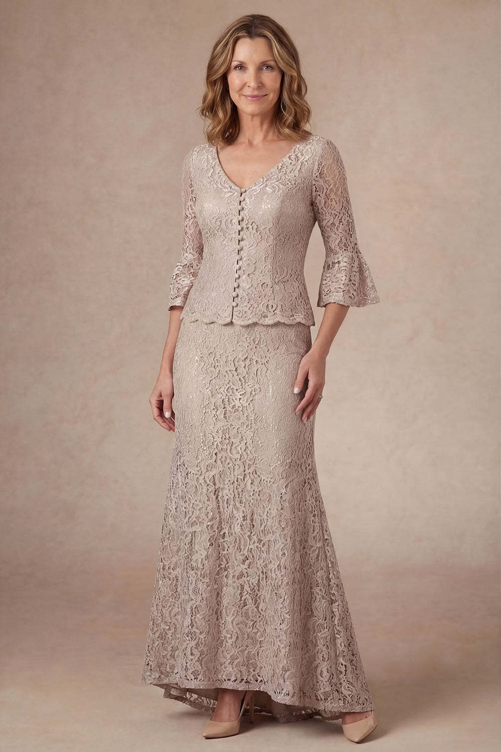 Leely Women Appliqued Sheath Champagne Long Mother of the Bride Dress Flutter Sleeves V Neck Formal Dress