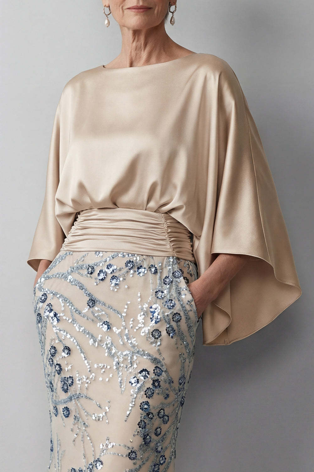 Sparkly Sequined Satin Sheath Round Neck Mother of the Bride Dress