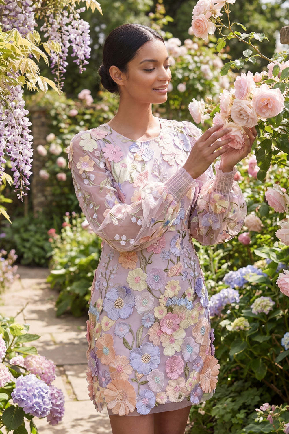 Lilac Long Sleeves Floral Appliqued Short Wedding Guest Dress
