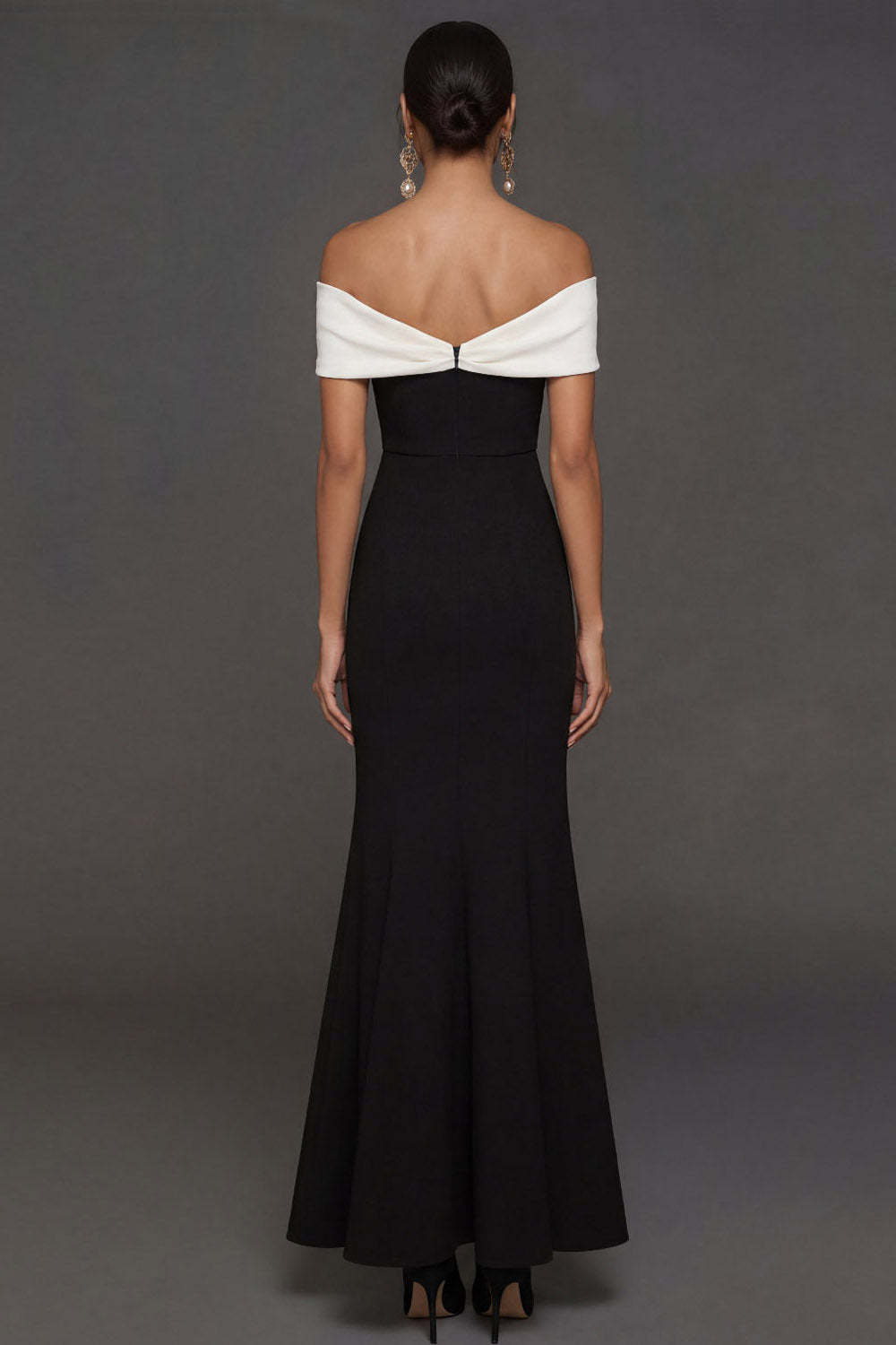 Black Mermaid Off the Shoulder Backless Sleeveless Long Formal Dress
