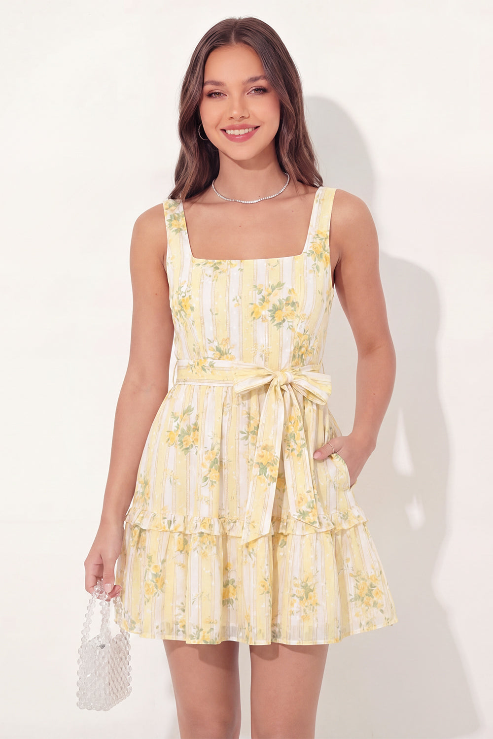 Leely Women Floral Yellow Thick Straps Short Graduation Dress Sleeveless Backless Tiered Party Dress