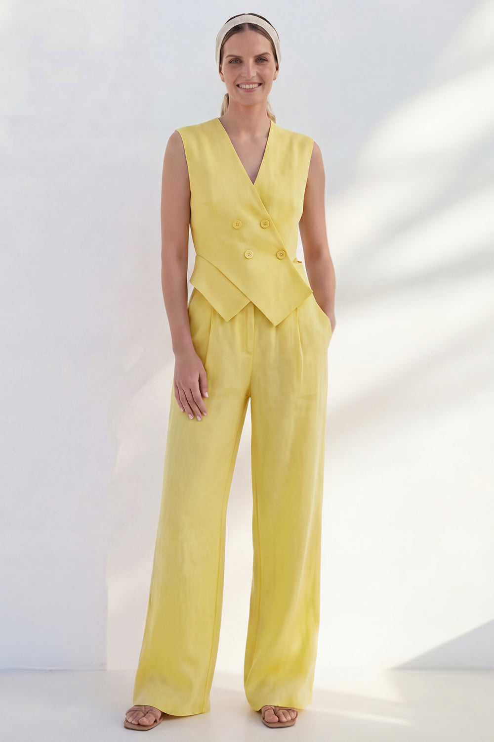 Leely Women Butter Yellow Double Breasted 2 Piece Work Suits V Neck Sleeveless Formal Suits
