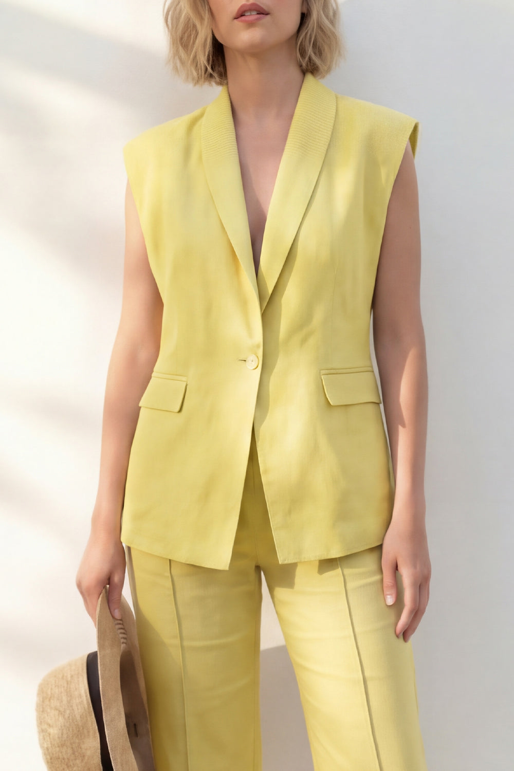 Yellow Shawl Lapel Sleeveless 2 Piece Work Suits
