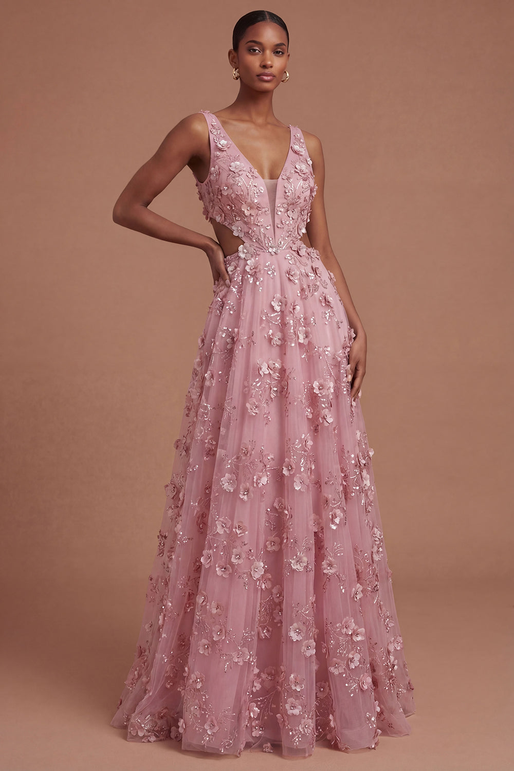 Leely Women Floral Taro A Line Appliqued Backless Long Prom Dress V Neck Sleeveless Wedding Guest Dress