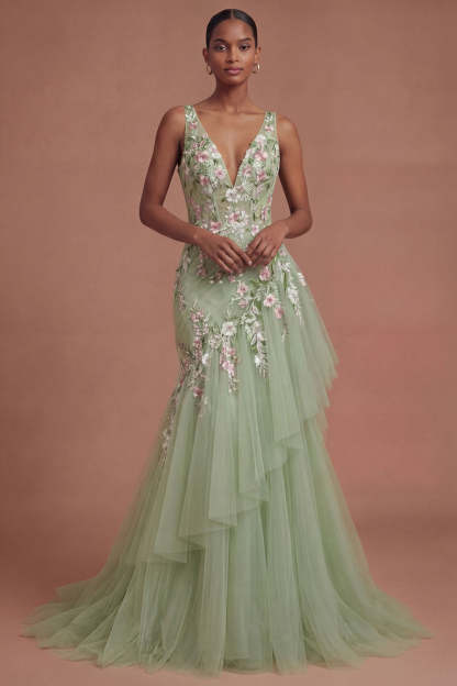 Leely Women Mermaid Ruffled V Neck Floral Long Green Prom Dress Sleeveless Backless Wedding Guest Dress