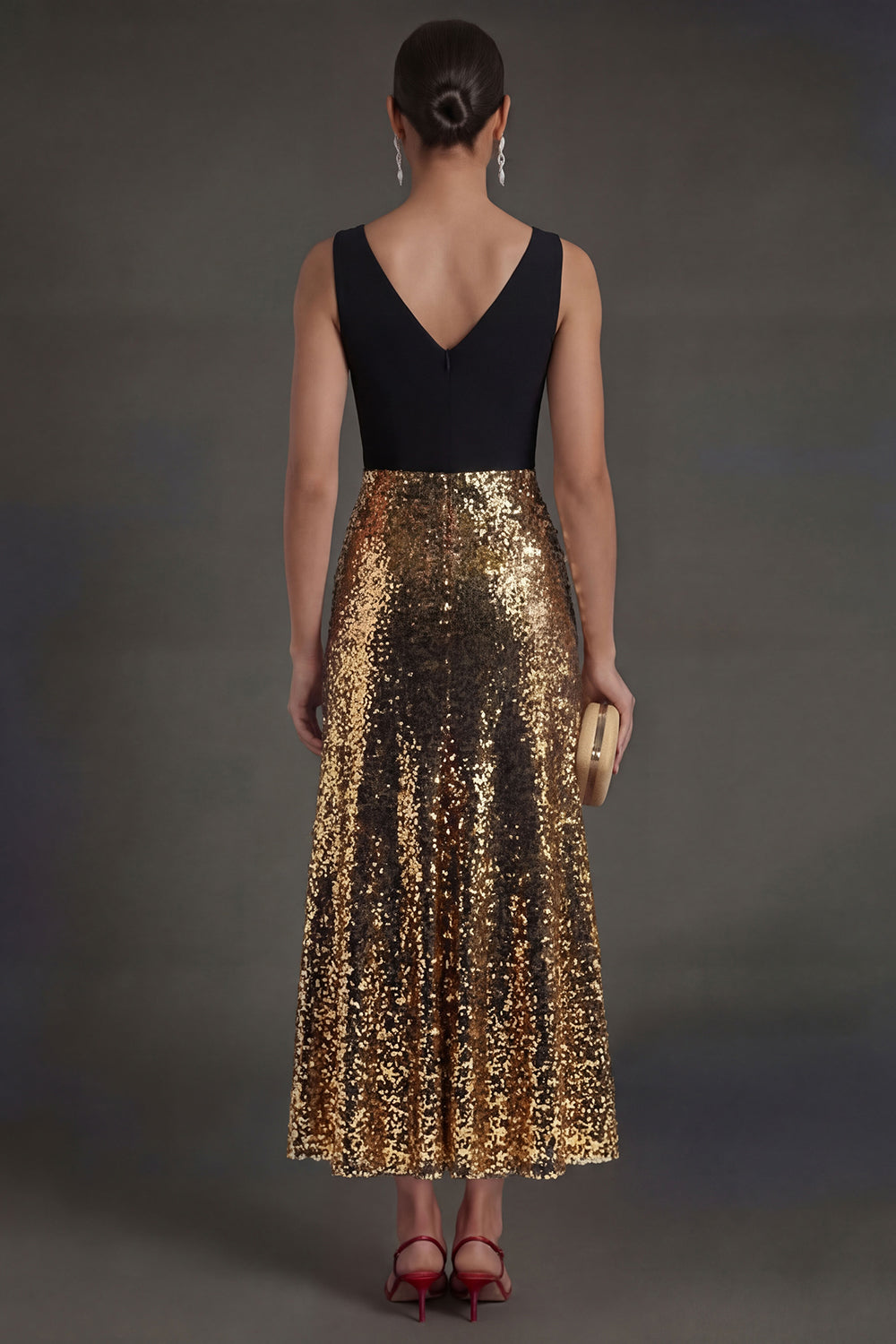 Sheath Black and Gold Sparkly V Neck Long Formal Dress