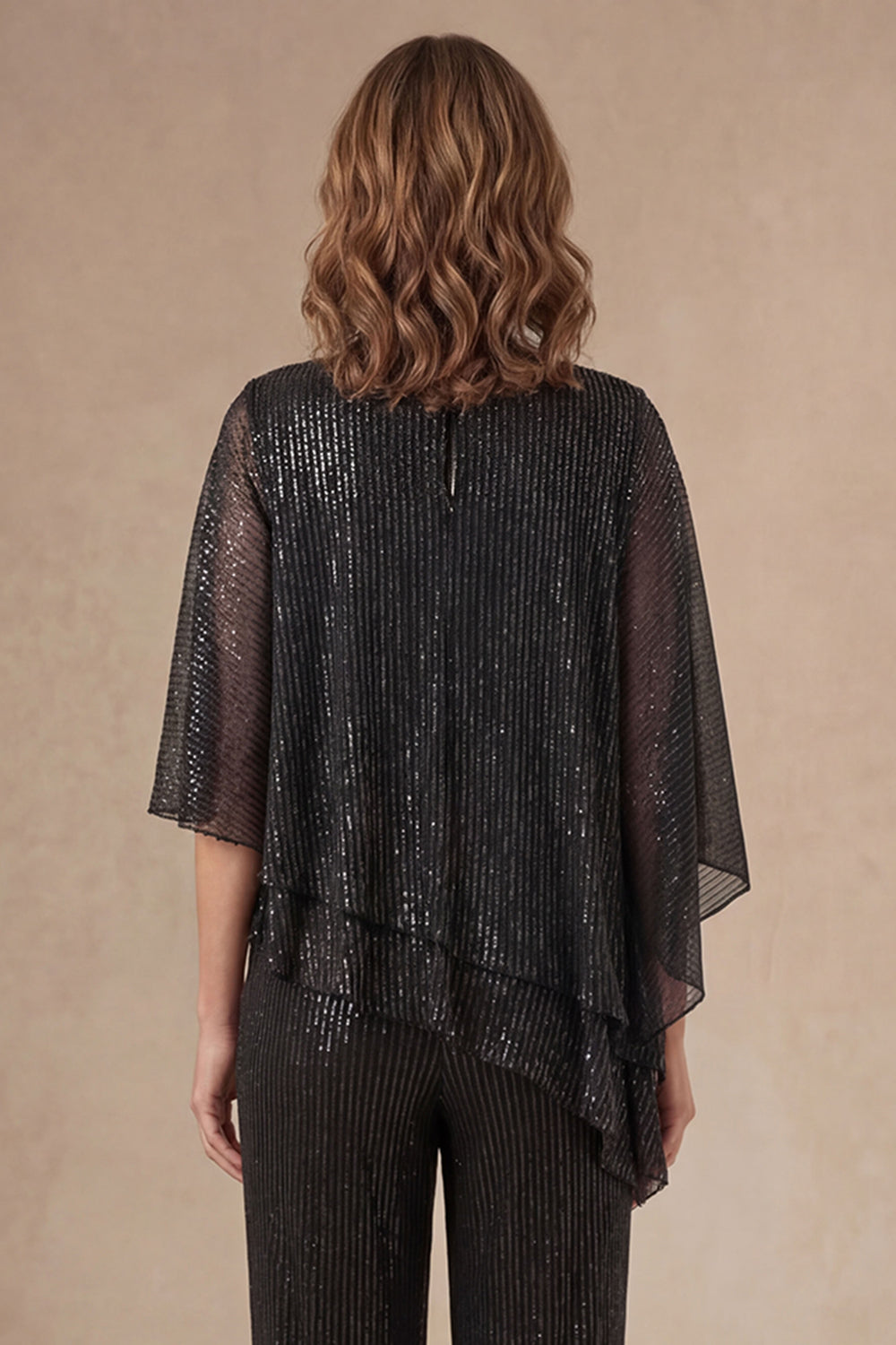 Black Round Neck Ruffled Long Mother of the Bride Pant Suits