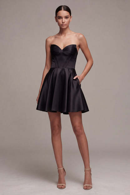 Leely Women Corset A Line Sweetheart Little Black Dress Backless Sleeveless Cocktail Dress