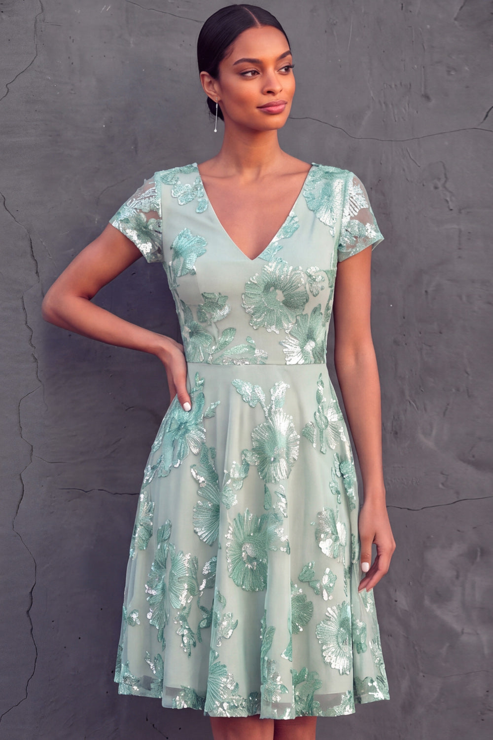Leely Women Stunning Mint Green Short Wedding Guest Dress Embroidered V-Neck A Line Cocktail Party Dress with Sleeves