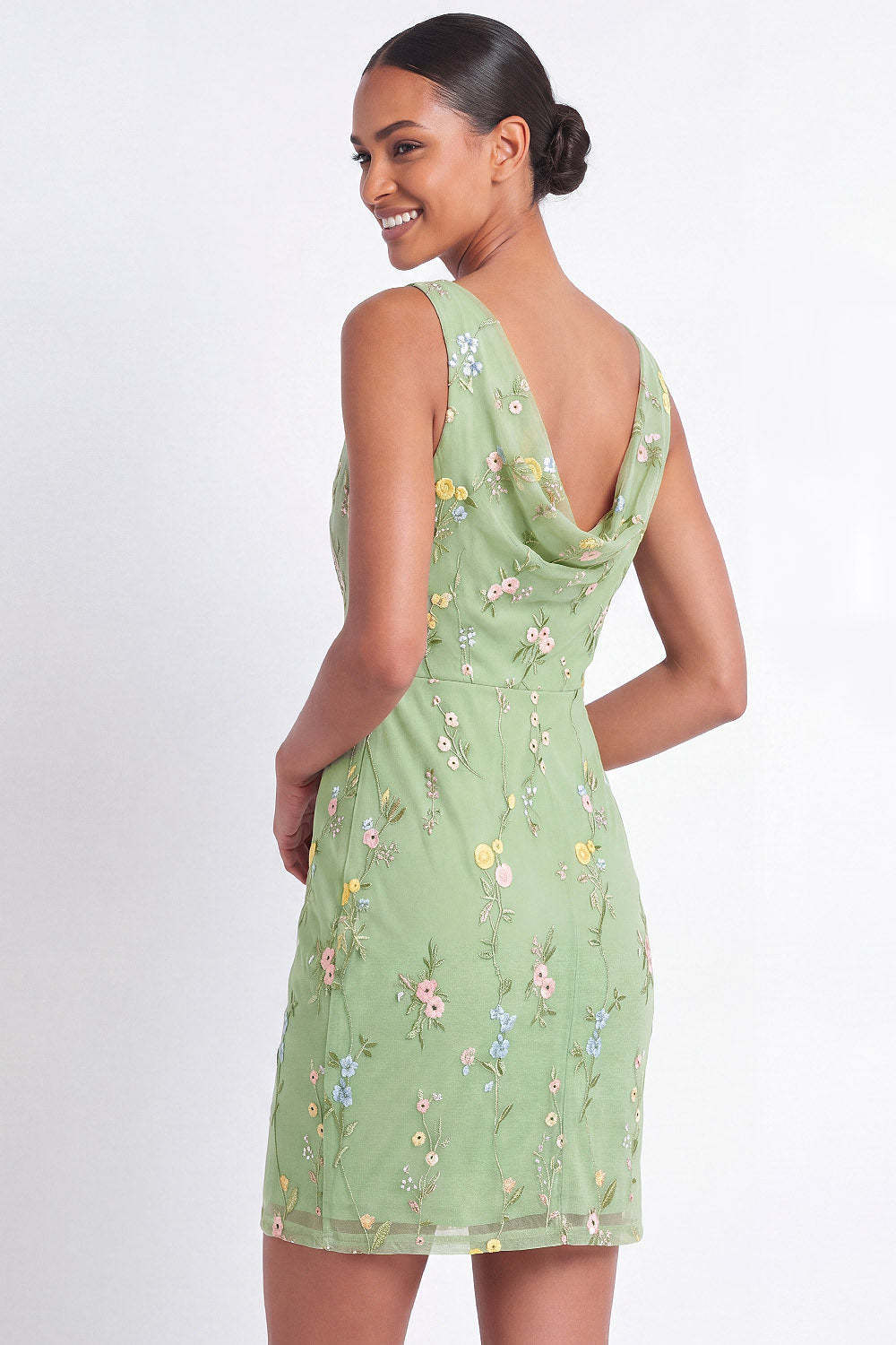 Green Floral Bodycon Appliqued Short Wedding Guest Dress