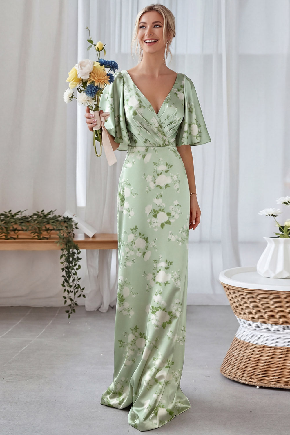 Leely Women Green Floral Maxi Bridesmaid Dress with Sleeves Sheath Ruched V-Neck Wedding Guest Dress