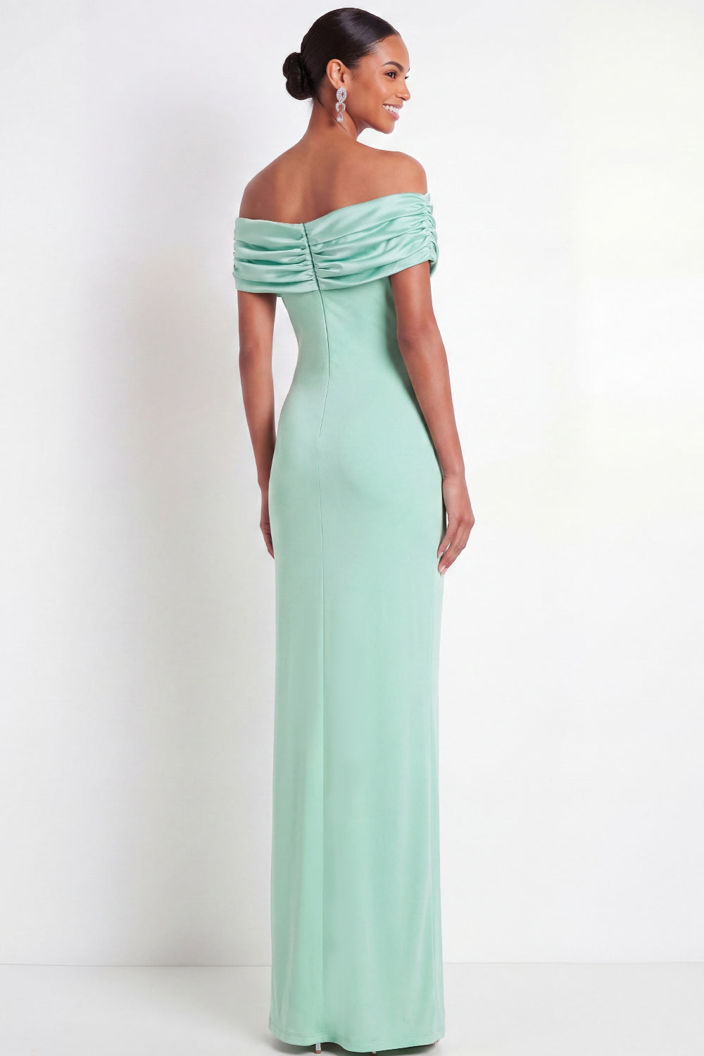Sheath Mint Green Off the Shoulder Long Bridesmaid Dress