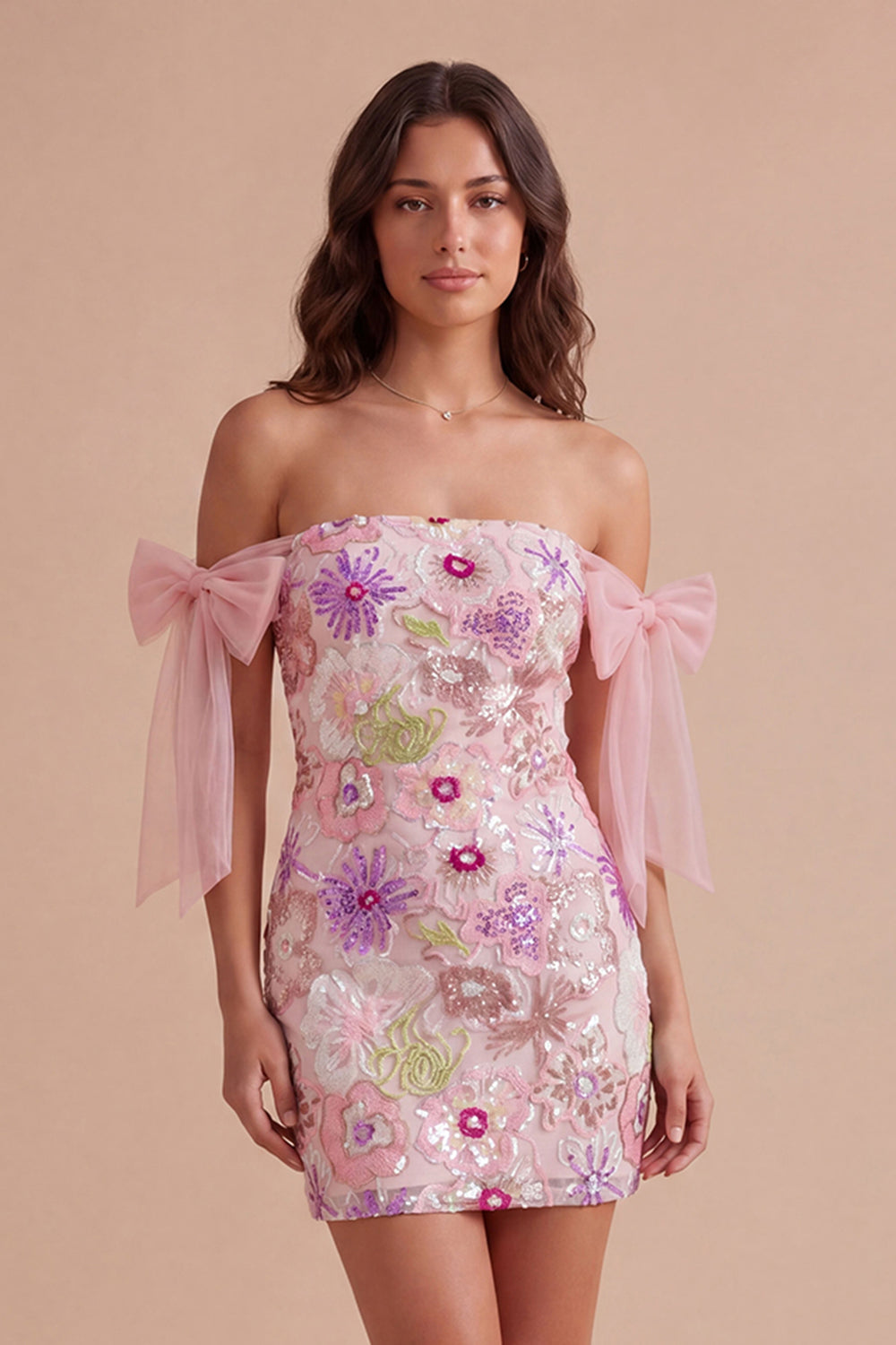 Bodycon Floral Pink Appliqued Short Homecoming Dress